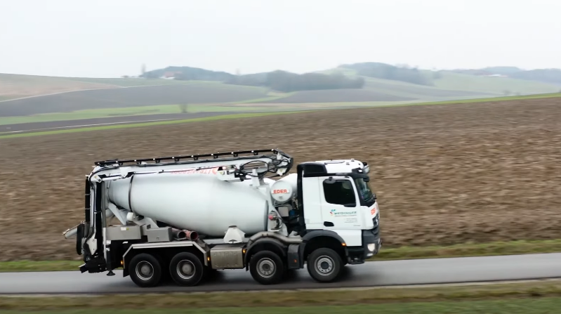 Миксер Mercedes-Benz Arocs